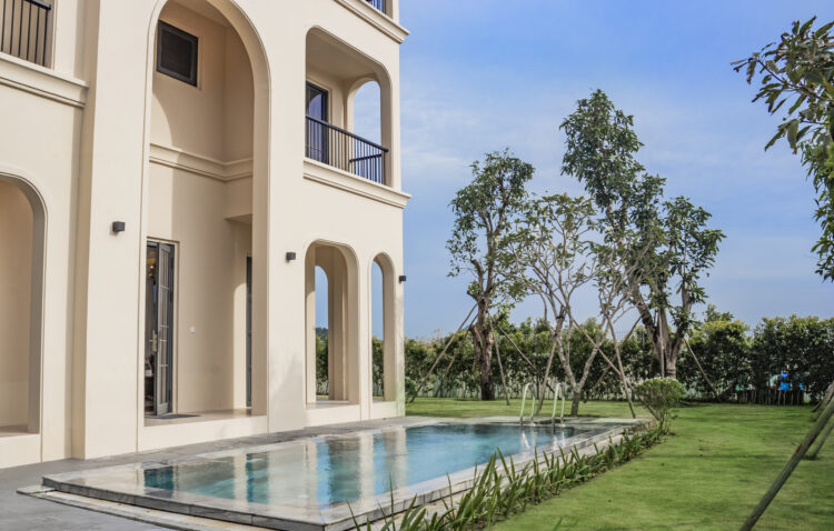 2 Bedroom Villa with a Private Pool 