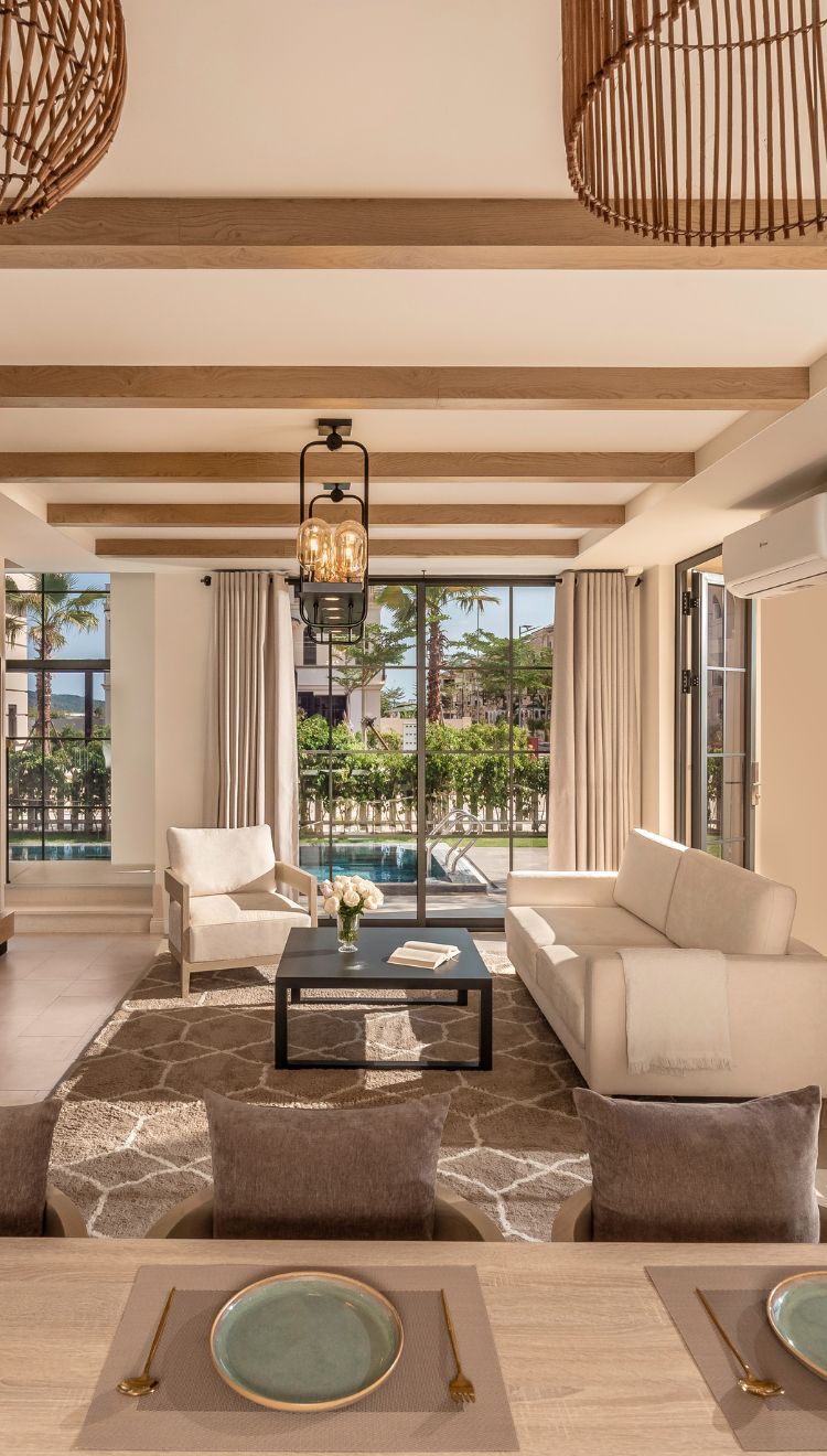 Chillin’ stay by your own way